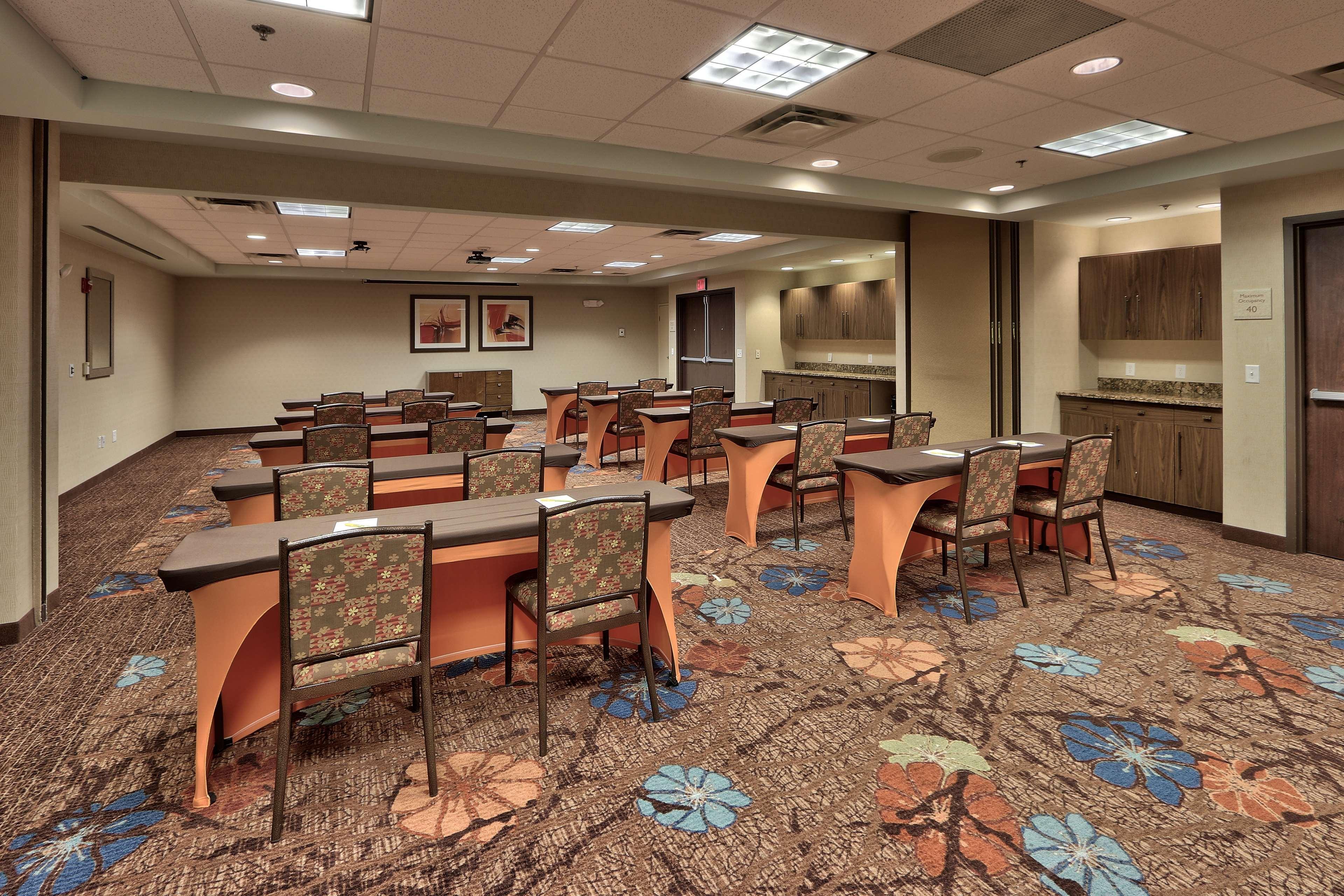 Hilton Garden Inn Albuquerque Airport Eksteriør billede
