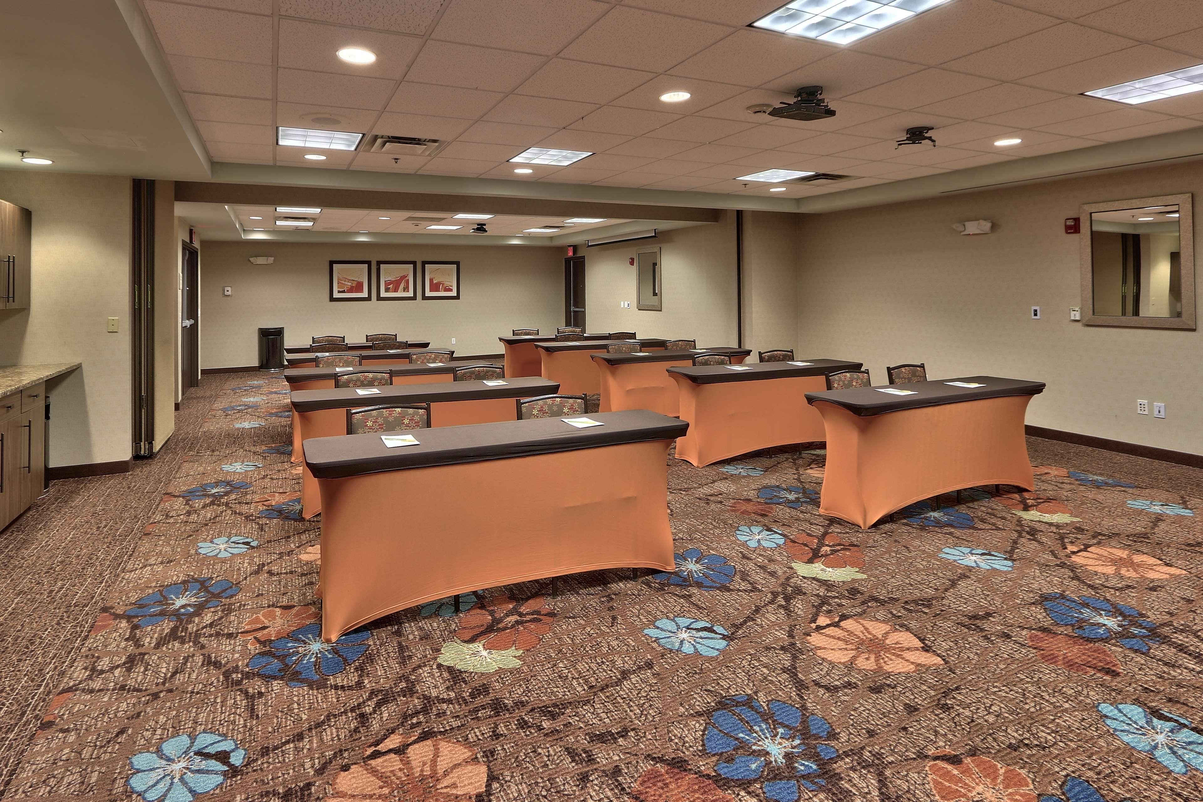 Hilton Garden Inn Albuquerque Airport Eksteriør billede