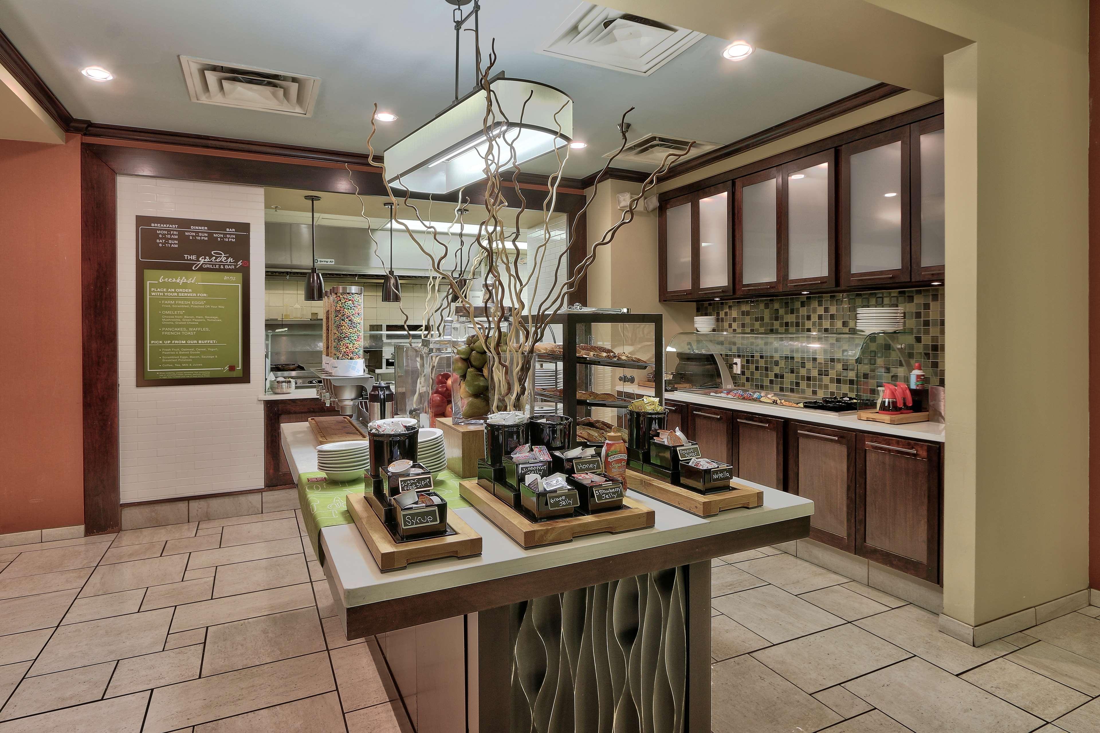 Hilton Garden Inn Albuquerque Airport Eksteriør billede