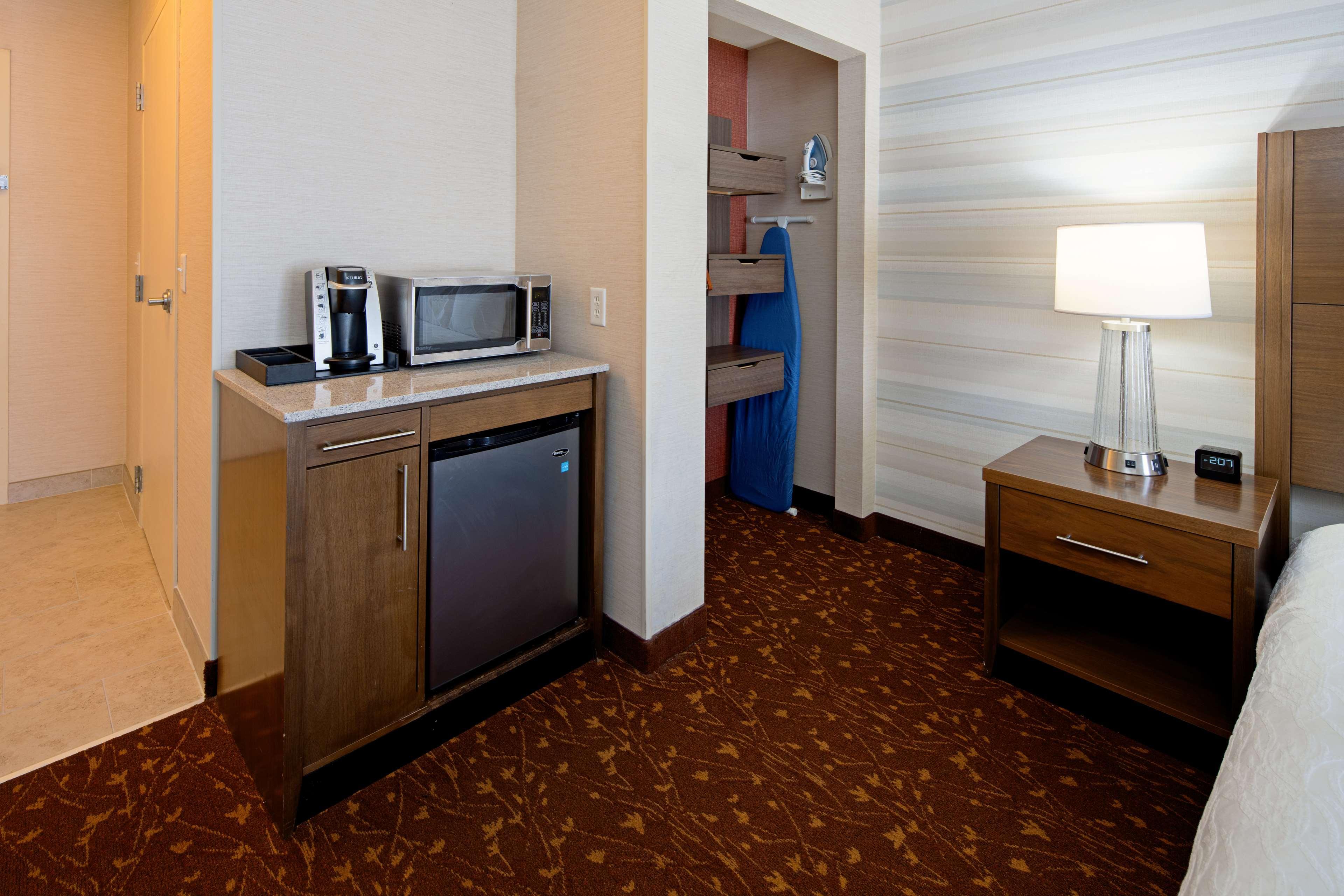 Hilton Garden Inn Albuquerque Airport Eksteriør billede