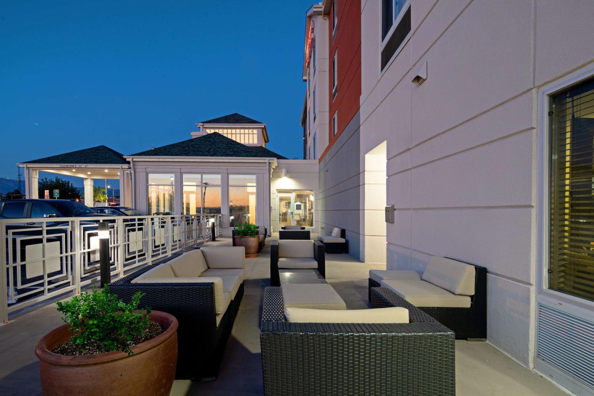 Hilton Garden Inn Albuquerque Airport Eksteriør billede