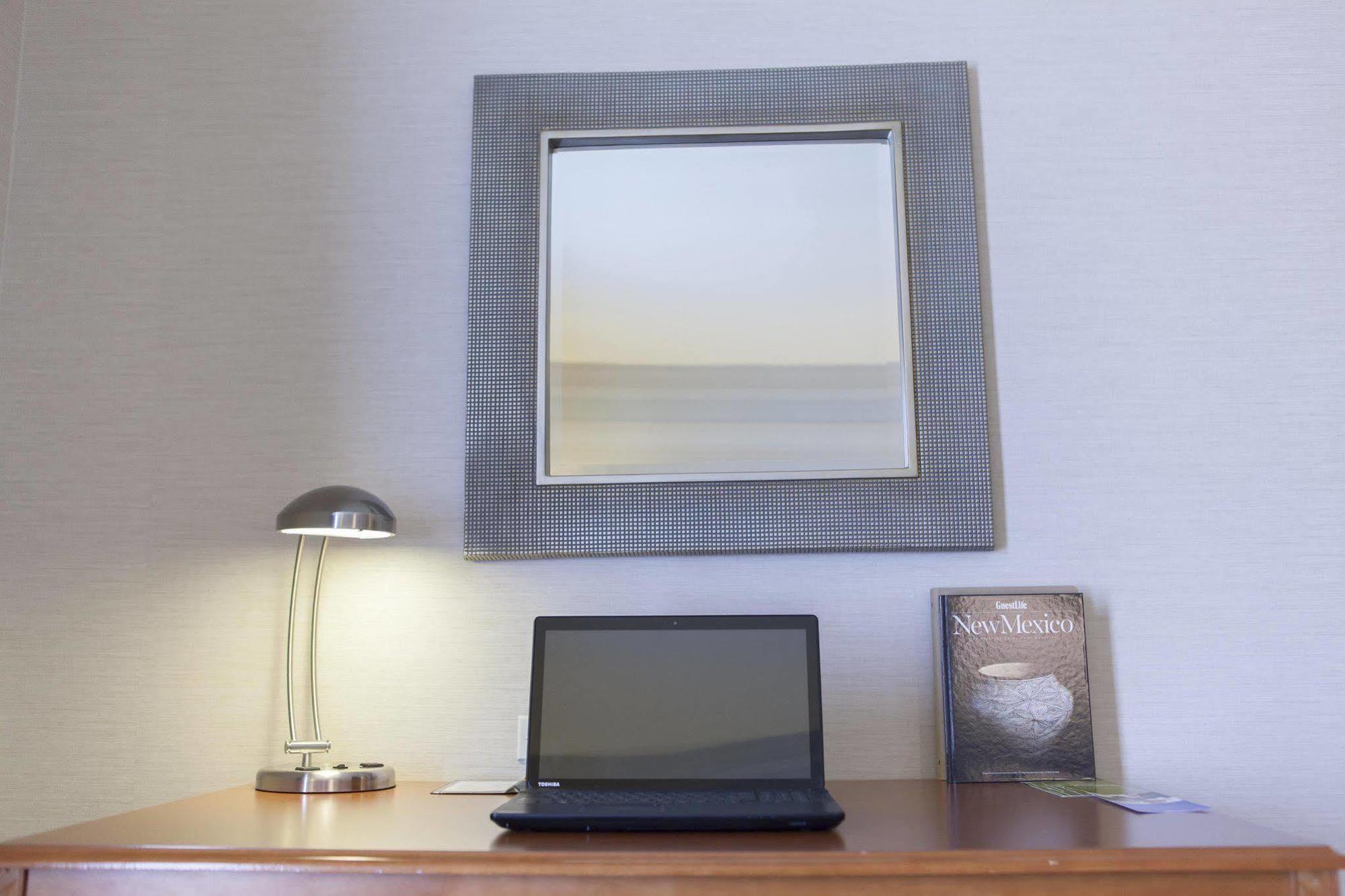 Hilton Garden Inn Albuquerque Airport Eksteriør billede